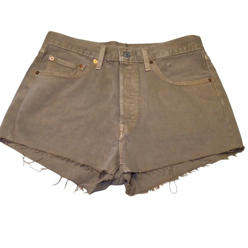 NWOT Levi's Womens Brown Denim Shorts Cut Off Frayed Hem Casual Summer